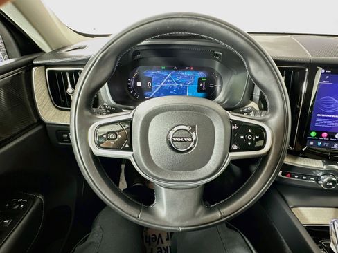 Used 2022 Volvo XC60 T8 Inscription w/ Advanced Package AWD/4WD image 11