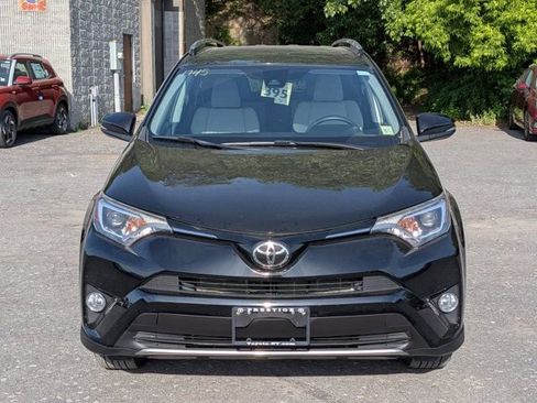 Used 2018 Toyota RAV4 XLE w/ Plus Extra Value Package AWD/4WD image 9