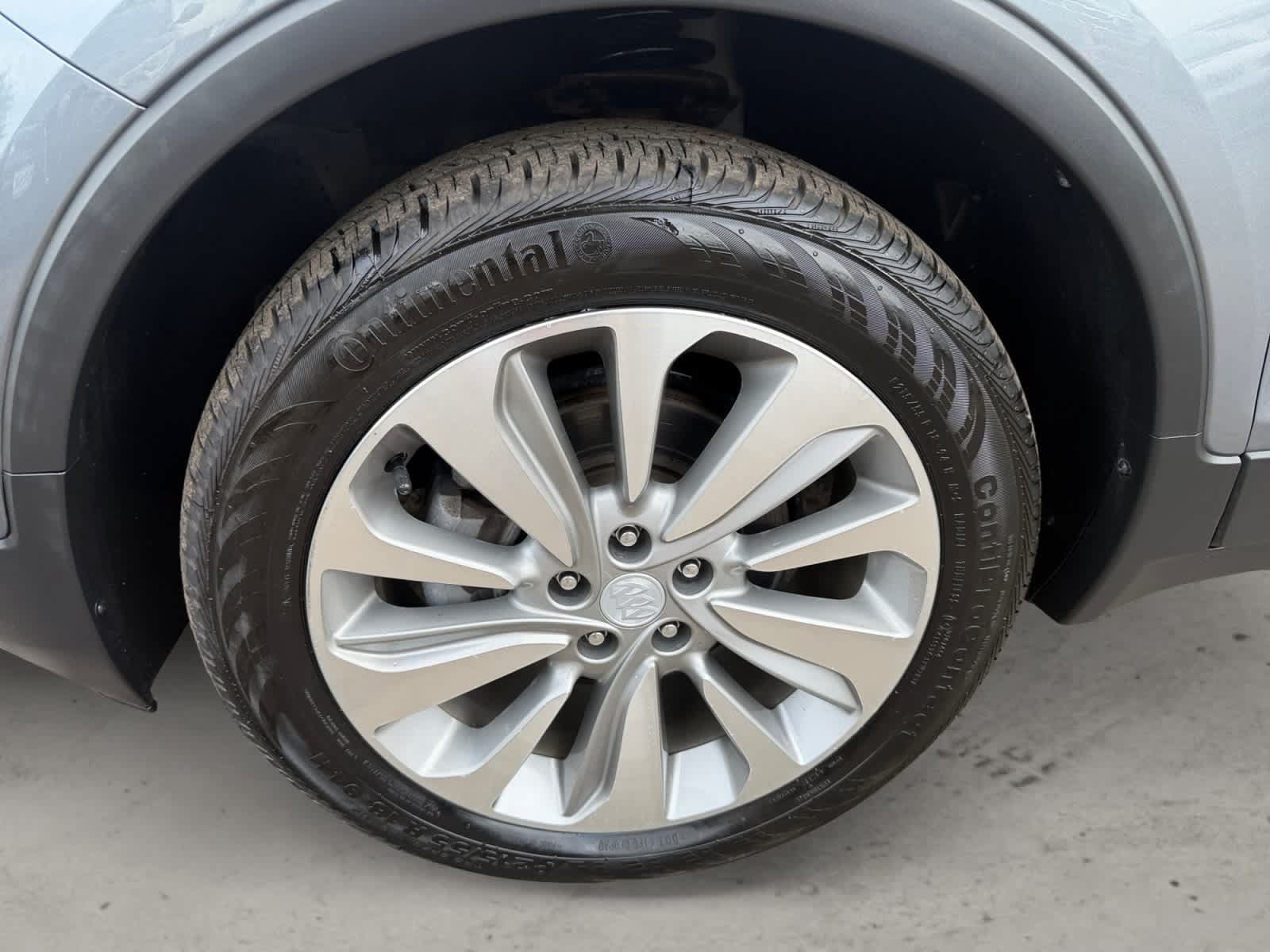Used 2020 Buick Encore Preferred w/ Safety Package FWD image 10
