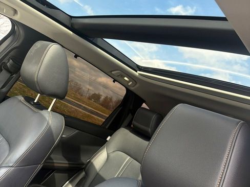 Used 2024 MAZDA CX-90 Plug-In Hybrid w/ Premium Pkg image 25