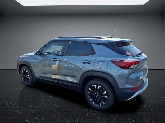 Used 2021 Chevrolet TrailBlazer LT w/ Convenience Package FWD image 5