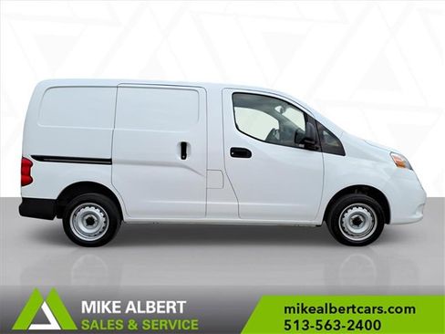 Used 2021 Nissan NV200 S w/ Back Door Glass Package image 8