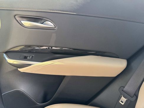 Used 2024 Cadillac XT4 Luxury image 15