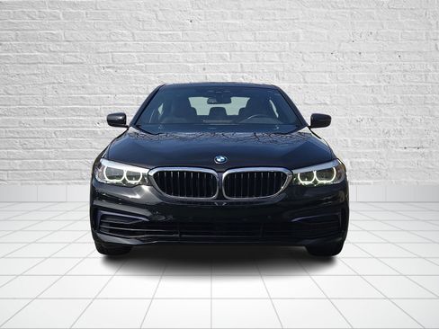 Used 2019 BMW 540i xDrive image 2
