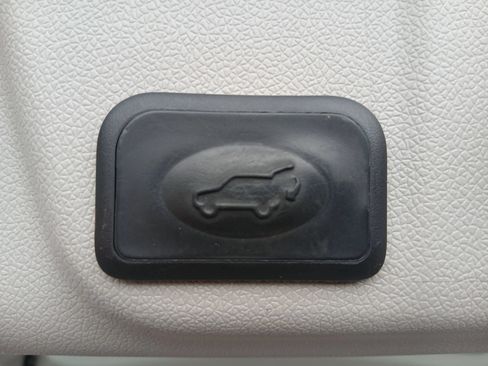 Used 2015 Buick Enclave Leather AWD/4WD image 28