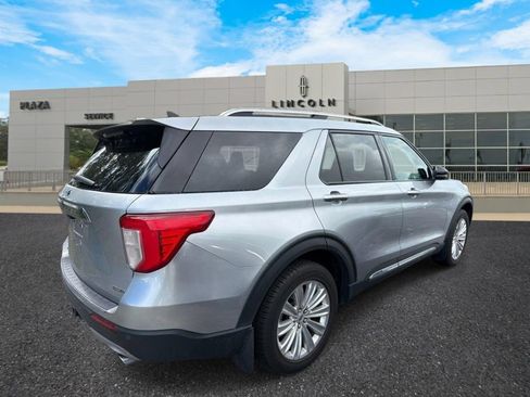 Used 2021 Ford Explorer Limited w/ Hybrid Equipment Group 310A AWD/4WD image 2