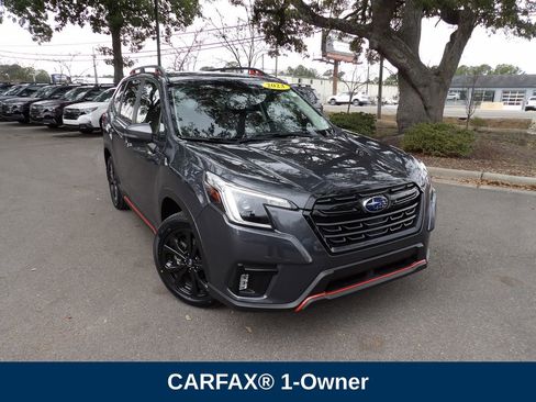 Used 2023 Subaru Forester Sport image 3