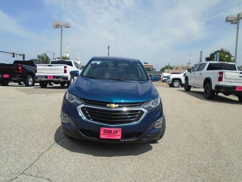 Used 2020 Chevrolet Equinox LT AWD/4WD image 2