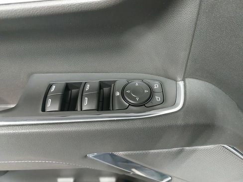 Used 2024 Chevrolet Silverado 1500 LT AWD/4WD image 28