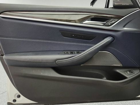 Used 2017 BMW 530i xDrive AWD/4WD image 26