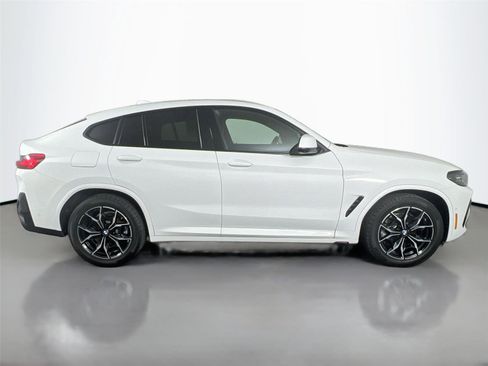Used 2024 BMW X4 xDrive30i w/ Premium Package AWD/4WD image 7