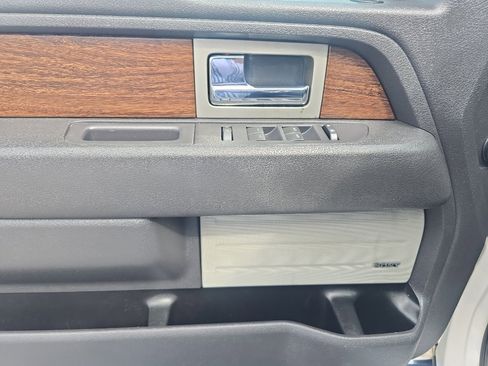 Used 2013 Ford F150 Lariat w/ Luxury Equipment Group AWD/4WD image 22