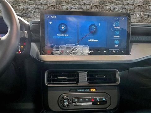 New 2025 Ford Maverick XLT w/ XLT Luxury Package image 6