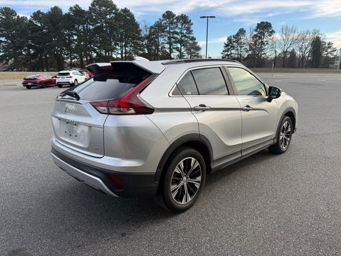 Used 2022 Mitsubishi Eclipse Cross SE image 8