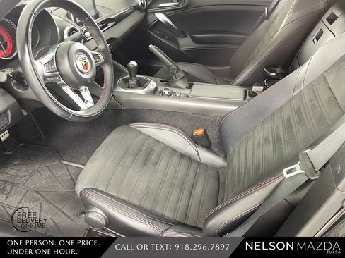 Used 2017 FIAT 124 Spider Abarth image 17