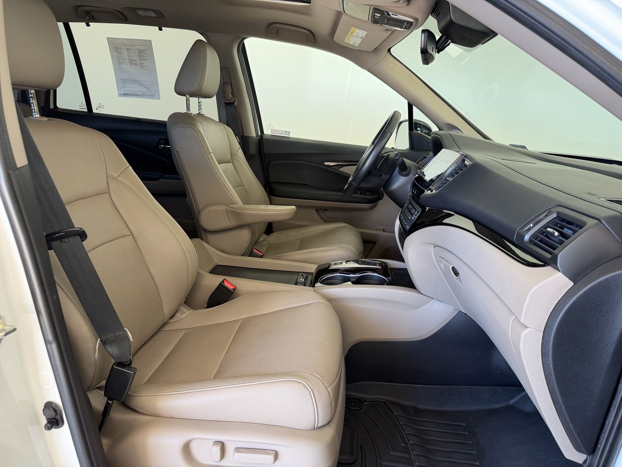 Used 2020 Honda Pilot Elite image 25