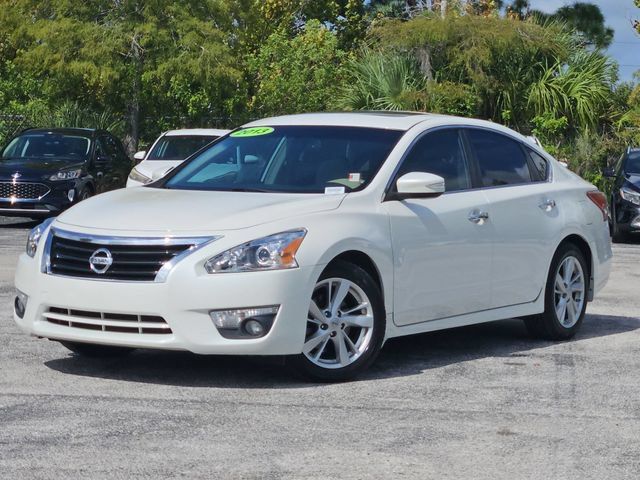 Used 2013 Nissan Altima 2.5 SV w/ 2.5SV Convenience Pkg FWD image 1