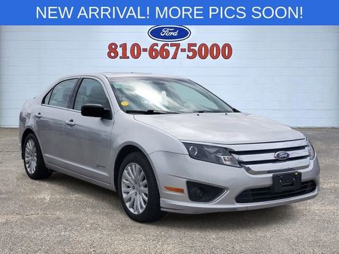 Used 2011 Ford Fusion Hybrid w/ 502A Rapid Spec Order Code image 2