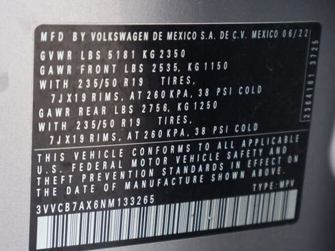 Certified 2022 Volkswagen Tiguan SE R-Line FWD image 24