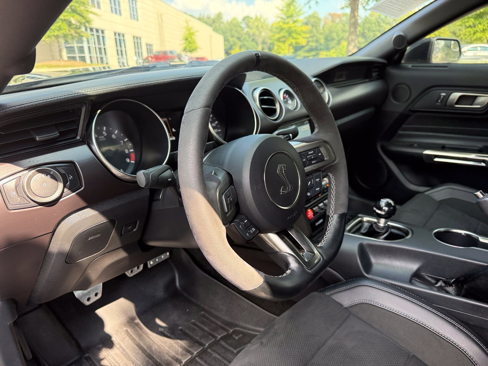 Used 2017 Ford Mustang Shelby GT350 RWD image 22