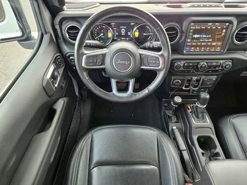 Used 2023 Jeep Wrangler Unlimited Sahara w/ Cold Weather Group image 11