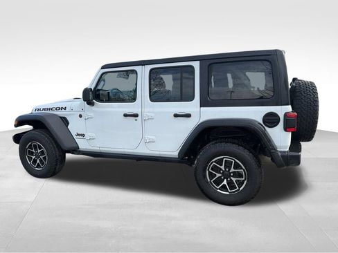 Used 2024 Jeep Wrangler Unlimited Rubicon image 9