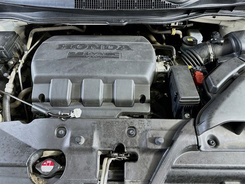 Used 2015 Honda Odyssey Touring Elite image 33