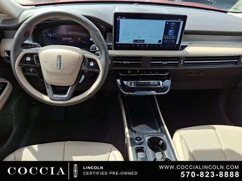 Certified 2024 Lincoln Corsair AWD w/ Equipment Group 101A image 11