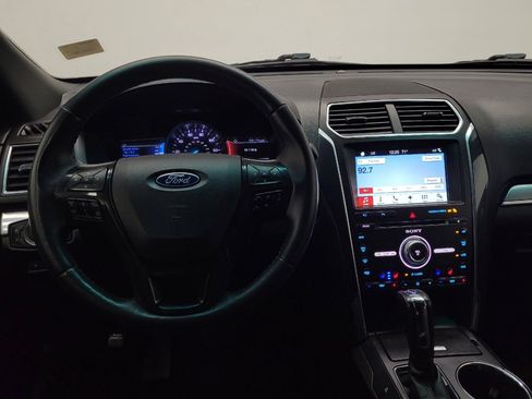 Used 2017 Ford Explorer Sport w/ Equipment Group 401A AWD/4WD image 22