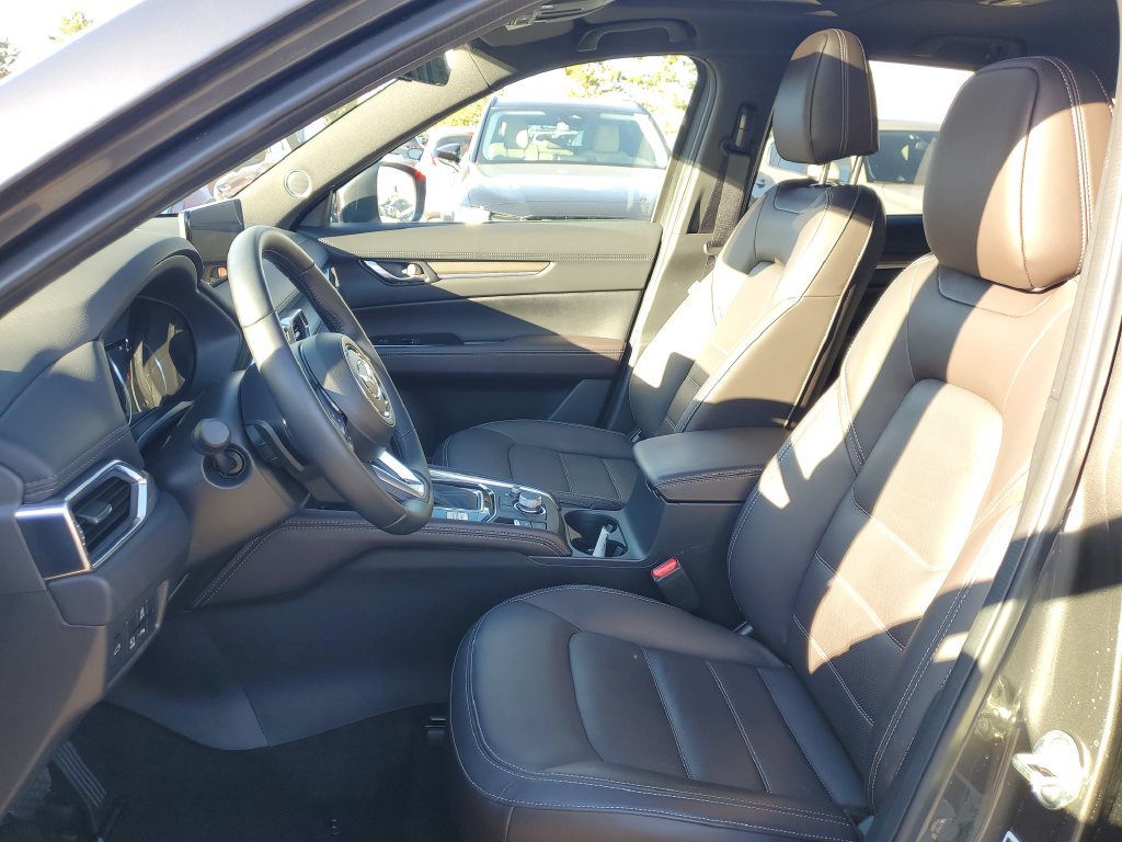 Used 2025 MAZDA CX-5 Signature AWD/4WD image 11