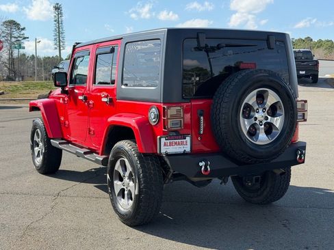 Used 2016 Jeep Wrangler Unlimited Sahara image 6