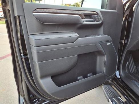 New 2026 GMC Sierra 1500 SLT image 20