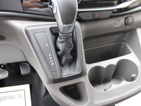 Used 2025 Ford Transit 350 XLT RWD image 21