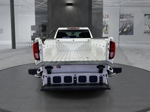 Used 2021 GMC Sierra 1500 Elevation w/ X31 Off-Road Package AWD/4WD image 6