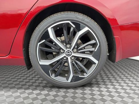 New 2025 Nissan Altima 2.5 SR image 11