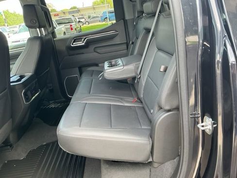 Used 2023 Chevrolet Silverado 1500 LTZ w/ Technology Package AWD/4WD image 23