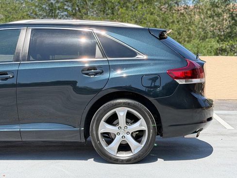 Used 2013 Toyota Venza LE w/ LE Convenience Pkg AWD/4WD image 6