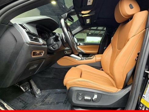 Used 2022 BMW X6 xDrive40i image 2