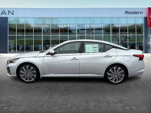 New 2025 Nissan Altima 2.5 SL image 7