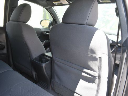 Used 2019 Toyota Tacoma TRD Sport w/ Technology Package AWD/4WD image 27