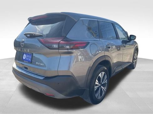 Used 2023 Nissan Rogue SV image 7