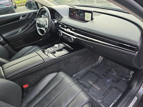 Used 2023 Genesis G80 2.5T image 32