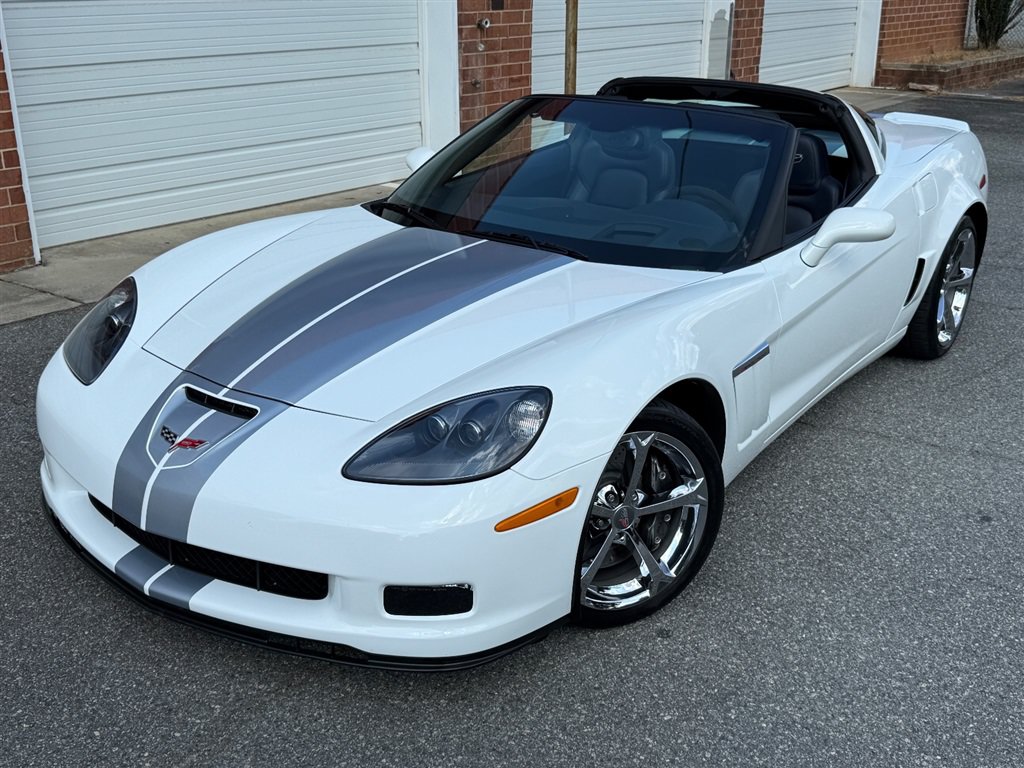 Used 2013 Chevrolet Corvette Grand Sport w/ 4LT Preferred Equipment Group RWD image 7