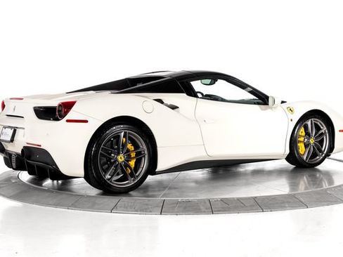 Certified 2017 Ferrari 488 Spider RWD image 2