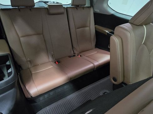 Used 2024 Toyota Grand Highlander Platinum image 25