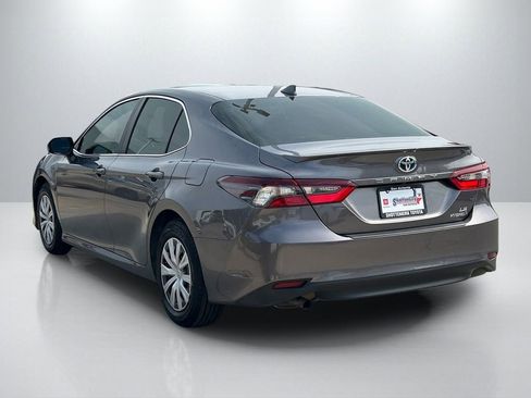 Used 2023 Toyota Camry LE FWD image 7