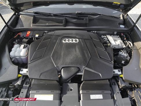 Used 2019 Audi Q8 Premium Plus w/ Premium Plus image 14