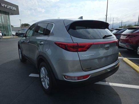 Used 2019 Kia Sportage LX image 5