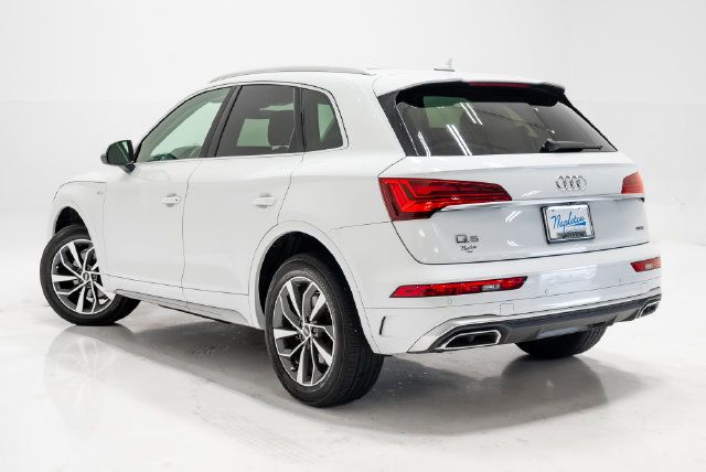 Used 2023 Audi Q5 2.0T Premium Plus w/ Premium Plus Package AWD/4WD image 36