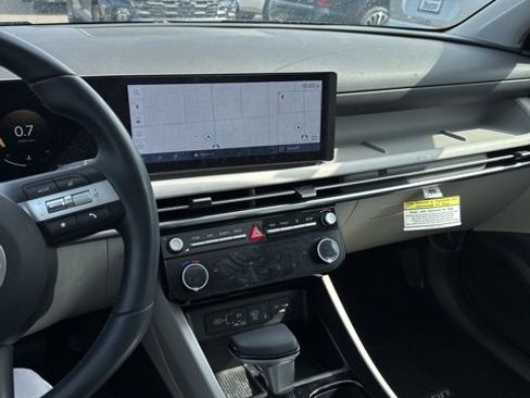 Used 2025 Hyundai Tucson SEL image 21